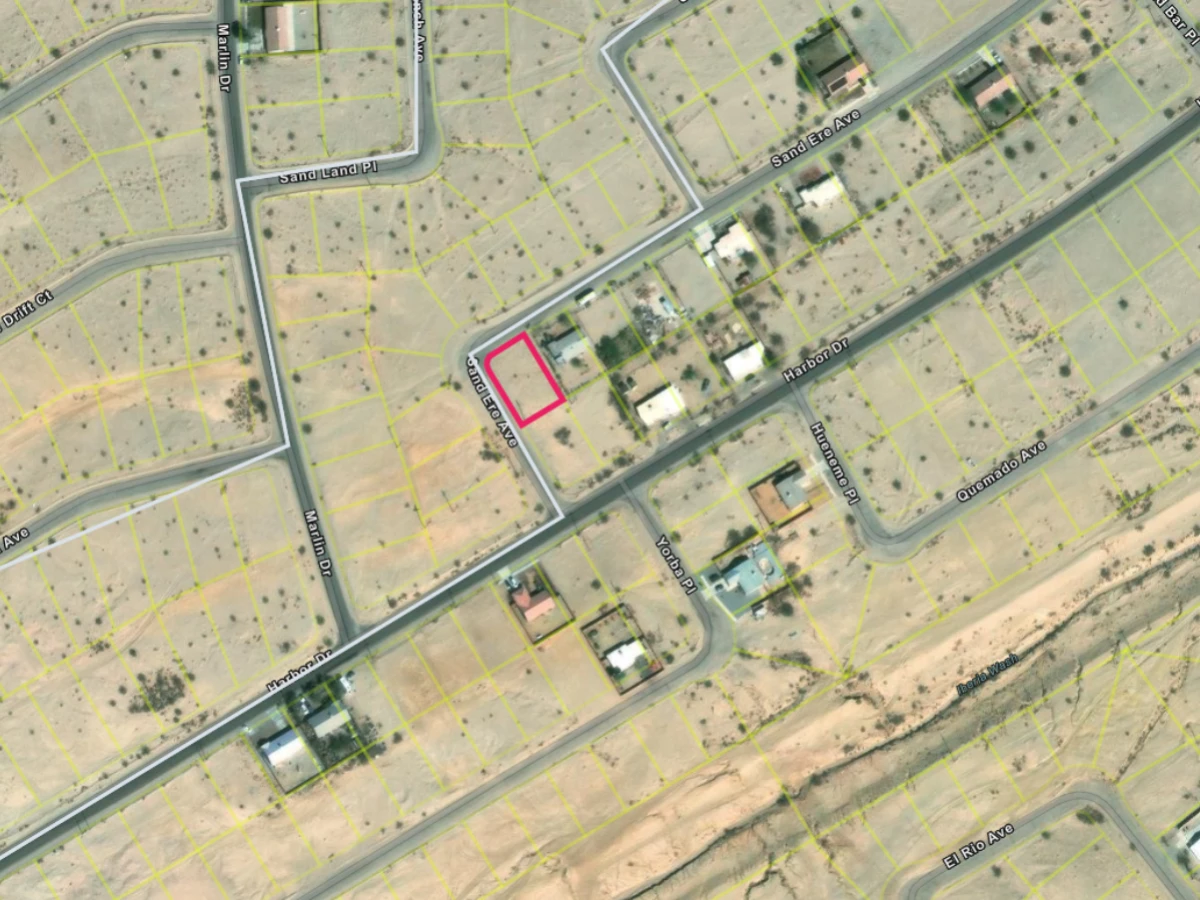Corner lot - power to the property line in Salton City, CA — thumbnail 3