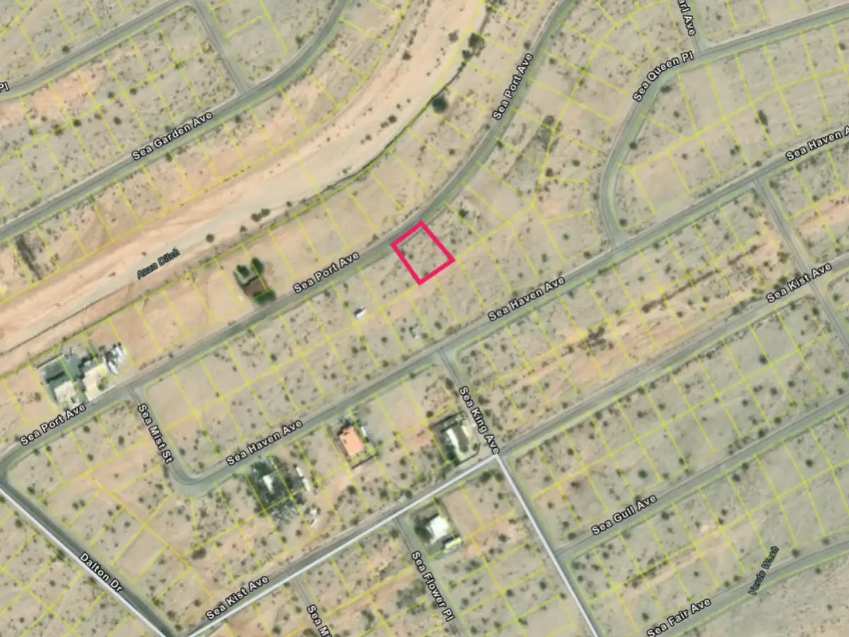 Water and sewer at the street line - flat buildable lot in Salton City — thumbnail 3