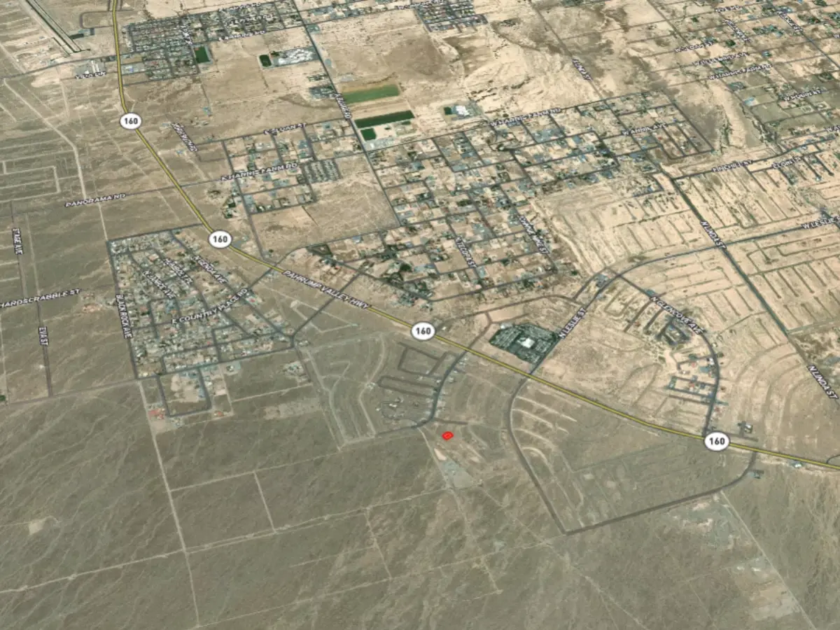 A lot to call your own near Pahrump wine country, NV — thumbnail 2