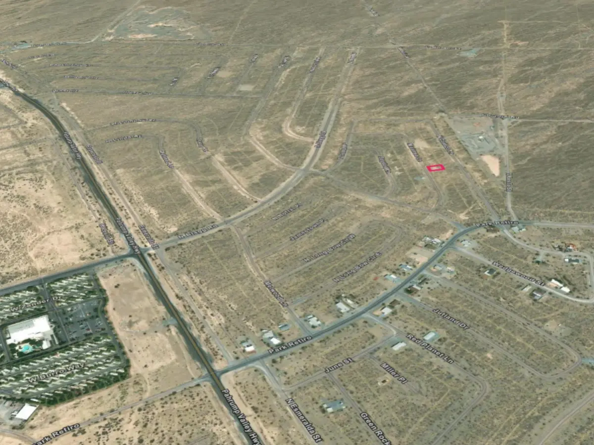 A flat lot to call your own near Pahrump's wine country, NV — thumbnail 7