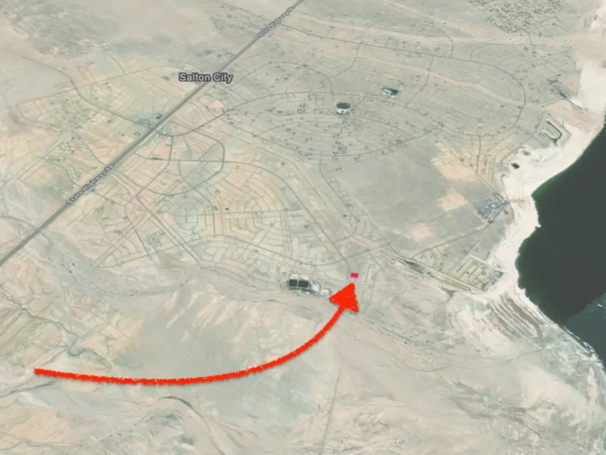 9,920 Square Foot Lot With Paved Road Access in Salton City, CA — thumbnail 7