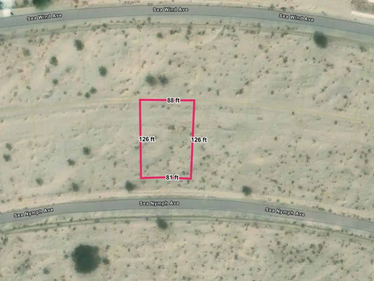 Close to the Salton Sea shoreline in Salton City, CA — thumbnail 4