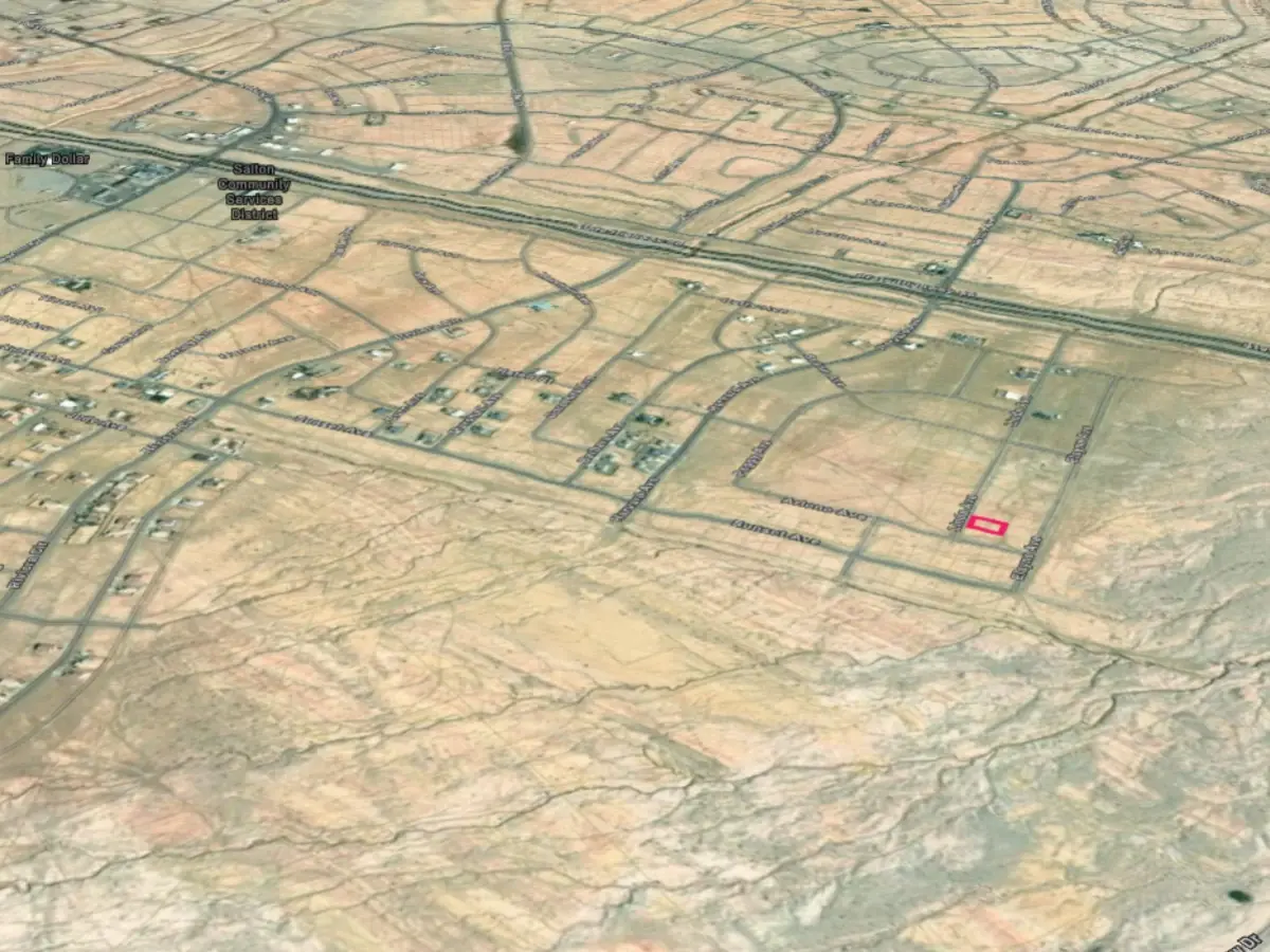 Flat lot in Salton City, CA to the west of Highway 86 — thumbnail 6