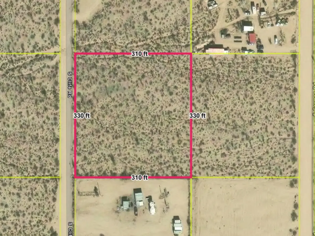 Power at the road on 2.35 acres in Yucca, AZ — thumbnail 3