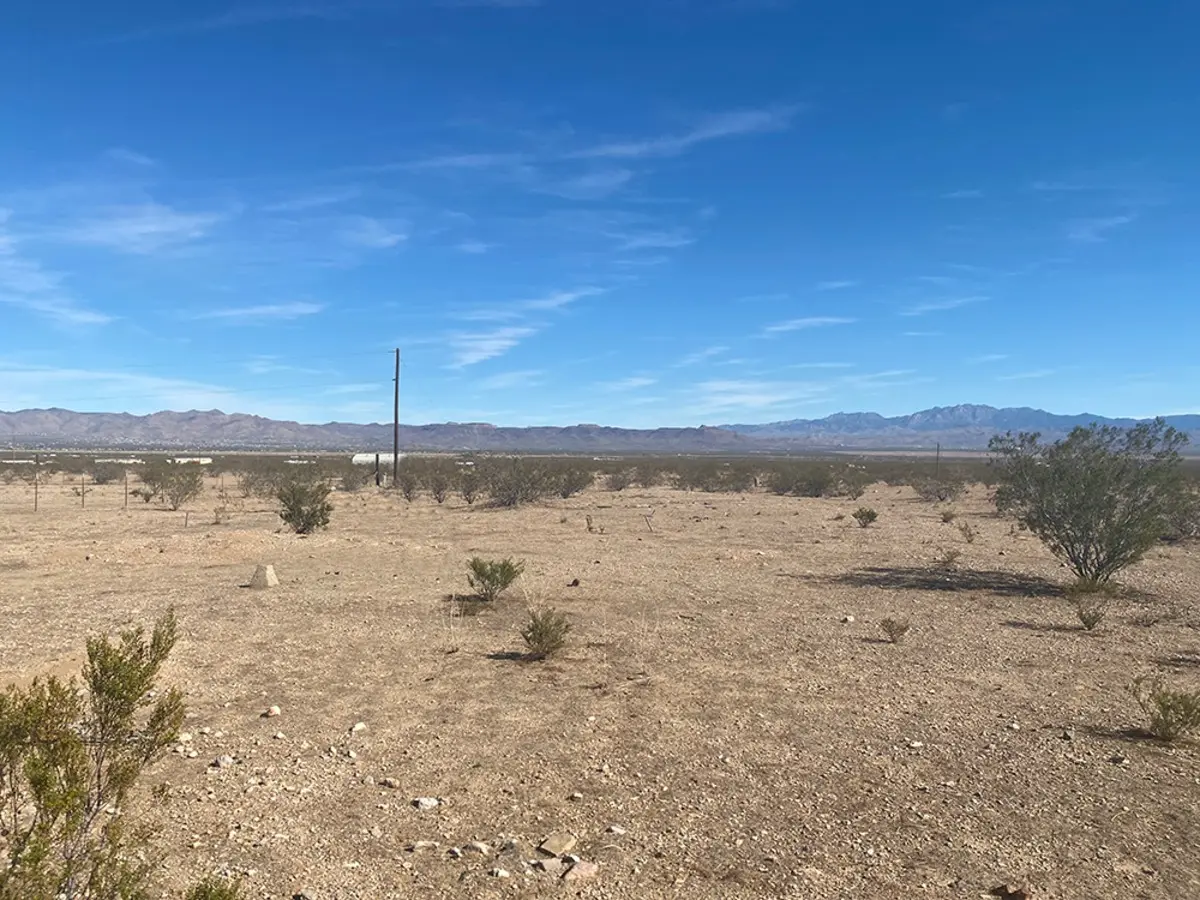 Power at the property line on 2.35 acres in Golden Valley, AZ — thumbnail 2