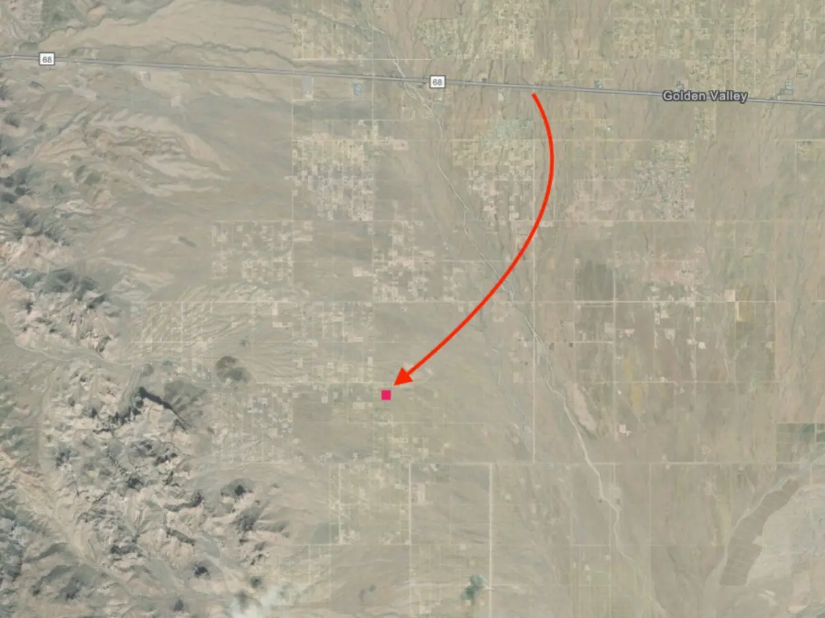 Power at the property line on 2.35 acres in Golden Valley, AZ — thumbnail 5
